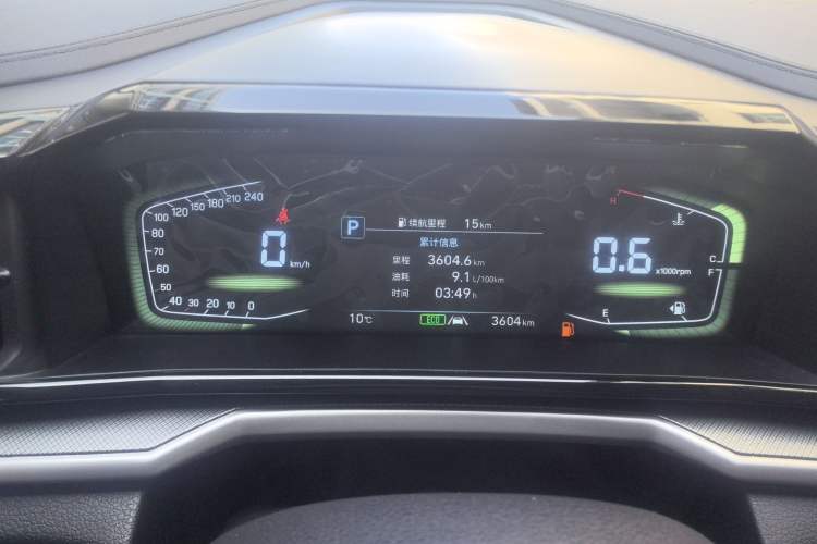 Used Hyundai Custo 2024 270TGDi LUX Prestige Edition Instrument Cluster
