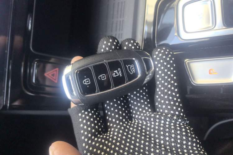 Used Hyundai Custo 2024 270TGDi LUX Prestige Edition Interior 1