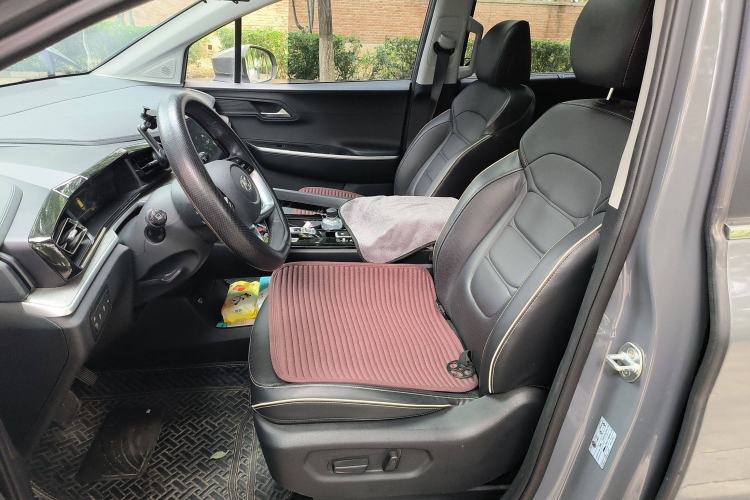 Used Hyundai Custo 2024 270TGDi LUX Prestige Edition Left Front Seat
