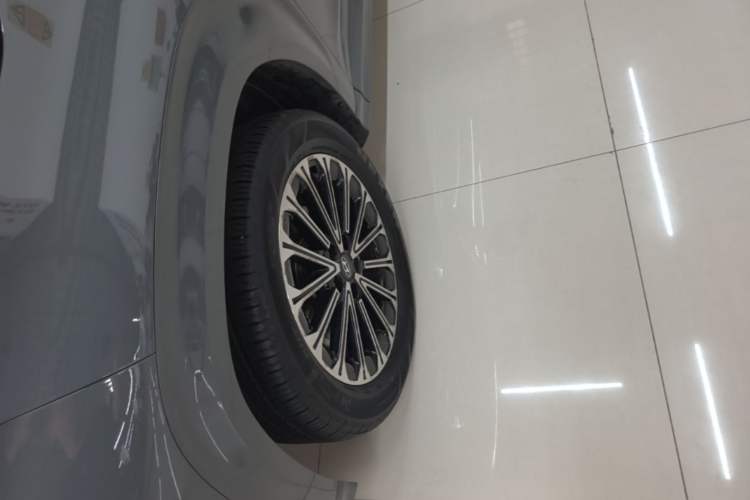 Used Hyundai Custo 2024 270TGDi TOP Smart Luxury Flagship Edition Left Front Wheel Hub