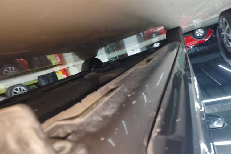 Used Hyundai Custo 2024 270TGDi LUX Prestige Edition Left Side Sill