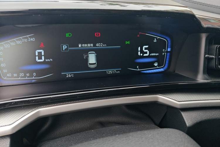 Used Hyundai Custo 2024 270TGDi LUX Prestige Edition Odometer Close Up