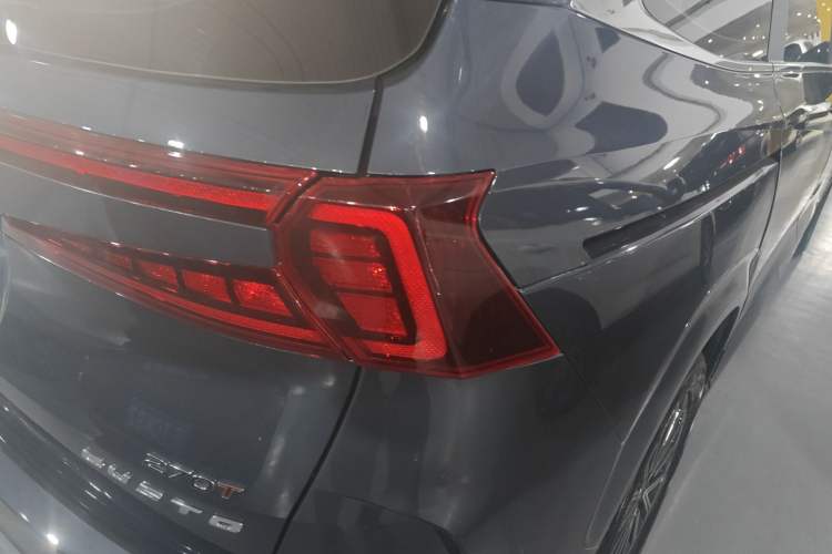 Used Hyundai Custo 2024 270TGDi LUX Prestige Edition Right Rear Taillight