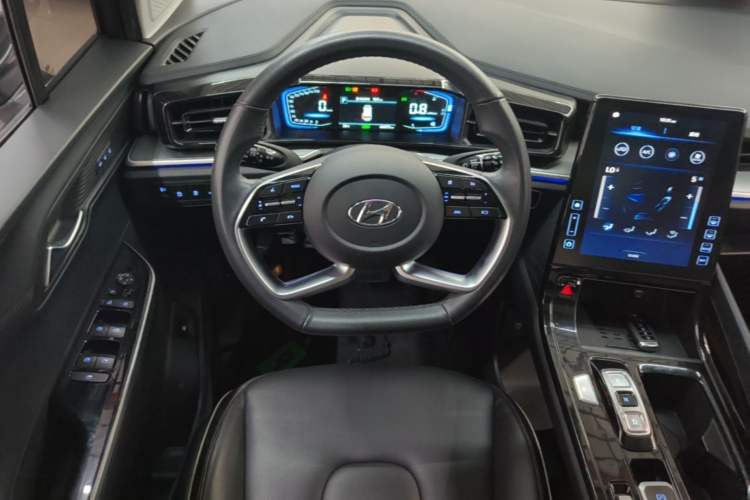 Used Hyundai Custo 2024 270TGDi TOP Smart Luxury Flagship Edition Steering Wheel