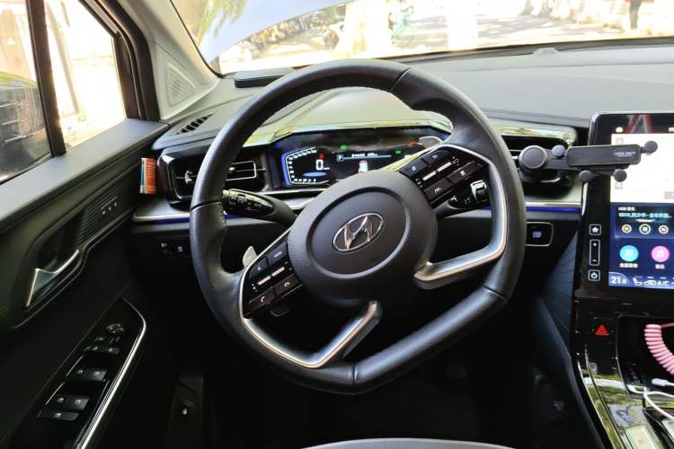 Used Hyundai Custo 2024 380TGDi TOP Premium SmartCare Flagship Edition Steering Wheel