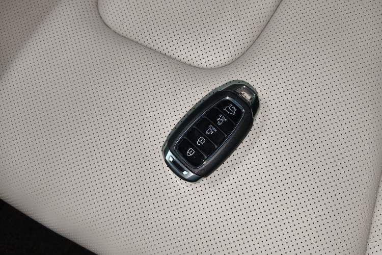 Used Hyundai Custo 2024 270TGDi TOP Smart Luxury Flagship Edition Vehicle Key