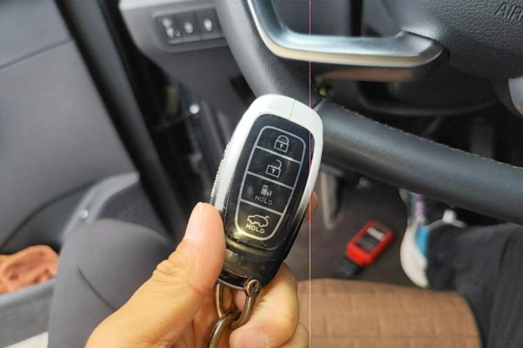 Used Hyundai Custo 2024 270TGDi LUX Prestige Edition Vehicle Key