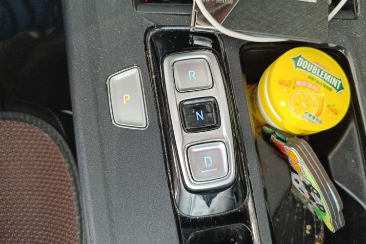 Used Hyundai Custo 2024 270TGDi LUX Prestige Edition Gear Lever