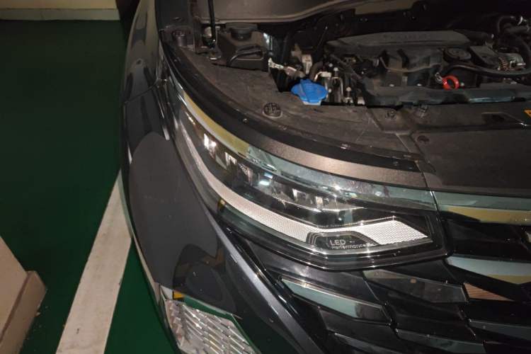 Used Hyundai Custo 2024 270TGDi TOP Smart Luxury Flagship Edition Right Front Headlight