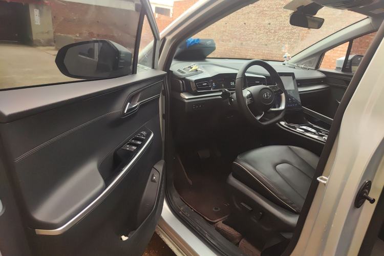 Used Hyundai Custo 2024 270TGDi LUX Prestige Edition Driver Seat