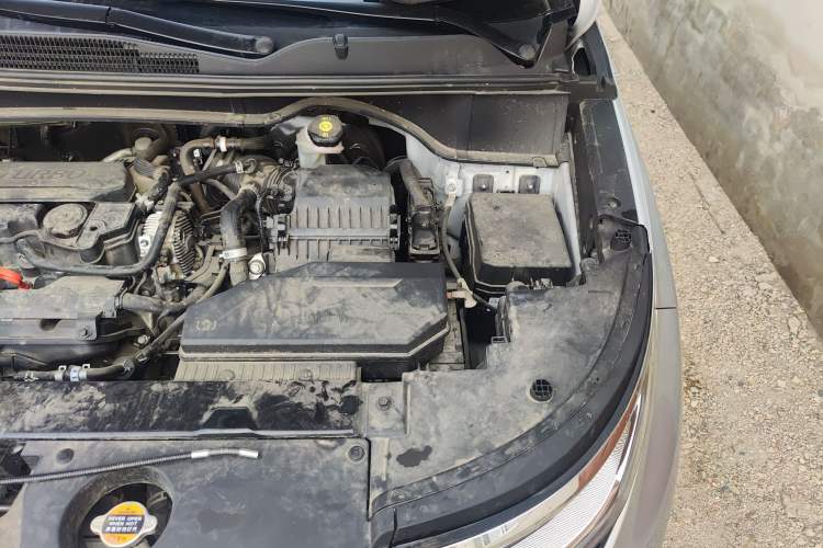 Used Hyundai Custo 2024 270TGDi LUX Prestige Edition Engine Bay Left