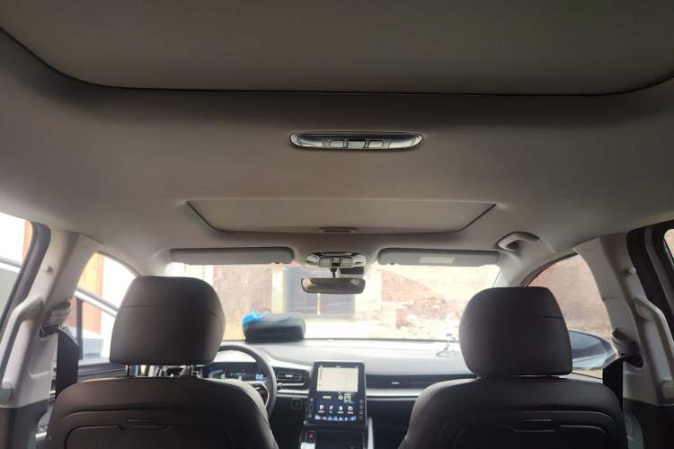Used Hyundai Custo 2024 270TGDi LUX Prestige Edition Headliner