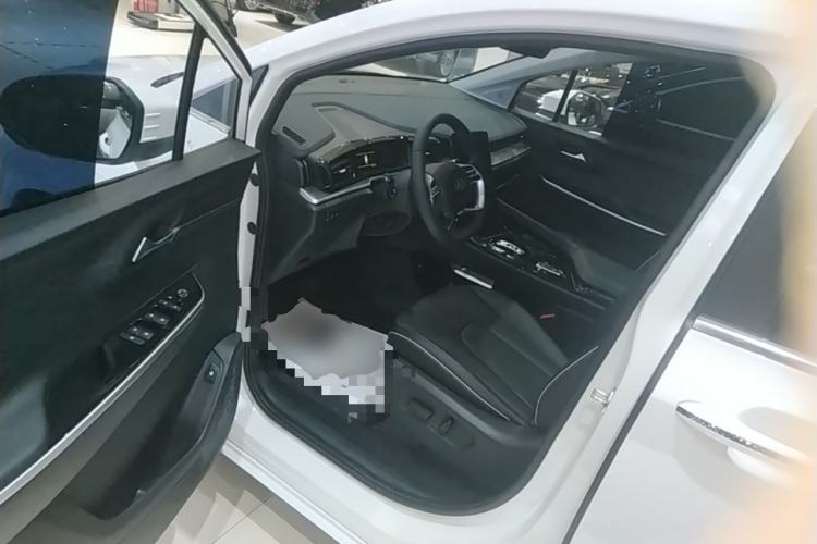 Used Hyundai Custo 2024 270TGDi LUX Prestige Edition Driver Seat