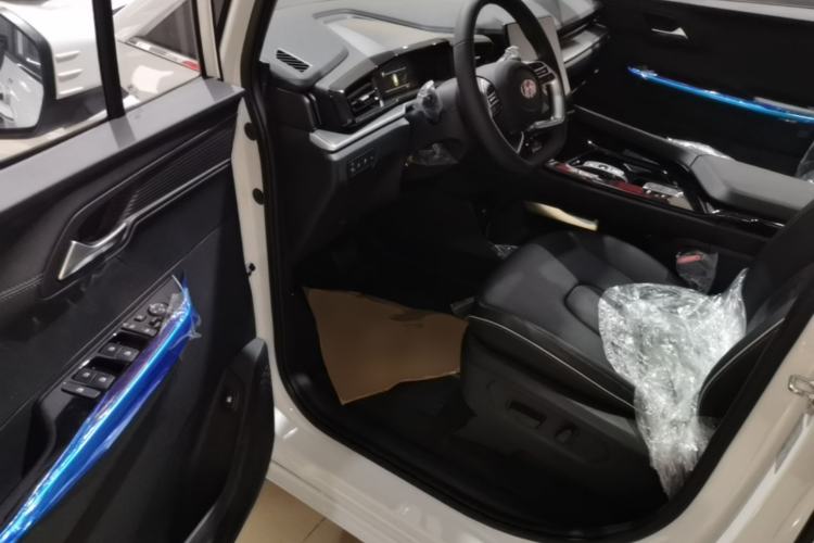 Used Hyundai Custo 2024 270TGDi LUX Prestige Edition Driver Seat