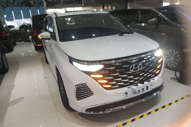 Used Hyundai Custo 2024 270TGDi LUX Prestige Edition Exterior 1