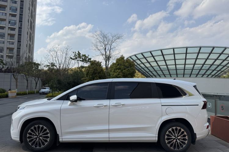 Used Hyundai Custo 2024 270TGDi LUX Prestige Edition Exterior 12