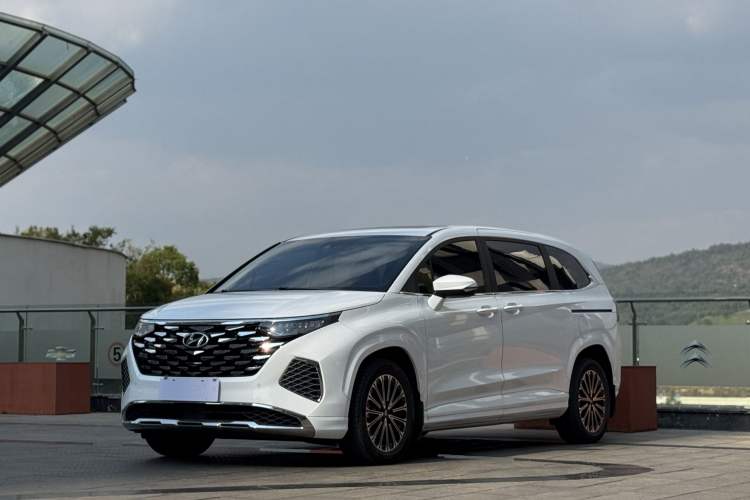 Used Hyundai Custo 2024 270TGDi LUX Prestige Edition Exterior 5