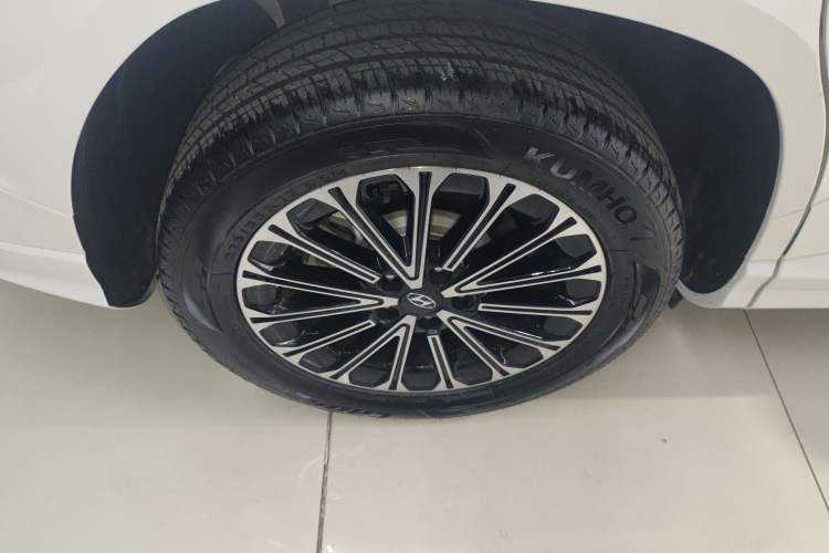 Used Hyundai Custo 2024 270TGDi TOP Smart Luxury Flagship Edition Exterior 8