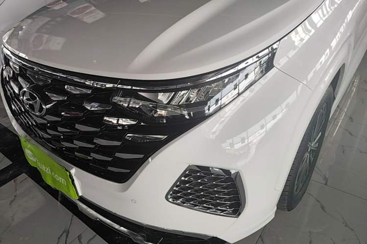 Used Hyundai Custo 2024 270TGDi LUX Prestige Edition Left Front Headlight