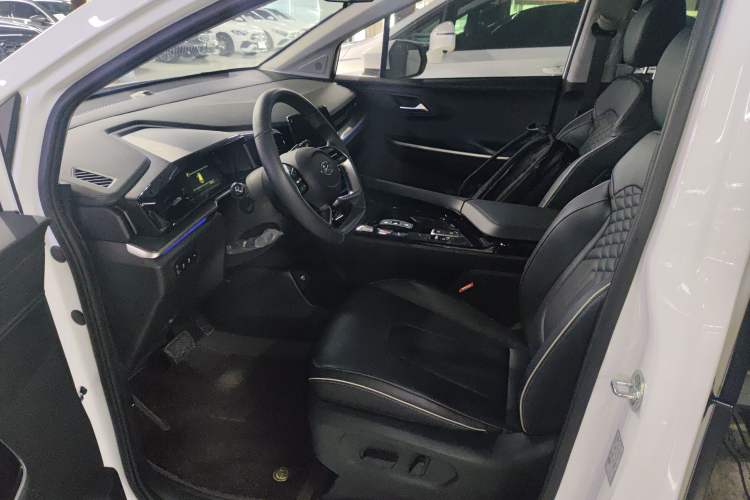 Used Hyundai Custo 2024 270TGDi TOP Smart Luxury Flagship Edition Left Front Seat