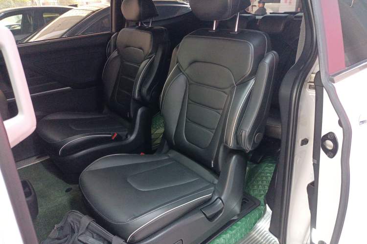 Used Hyundai Custo 2024 270TGDi LUX Prestige Edition Left Rear Seat