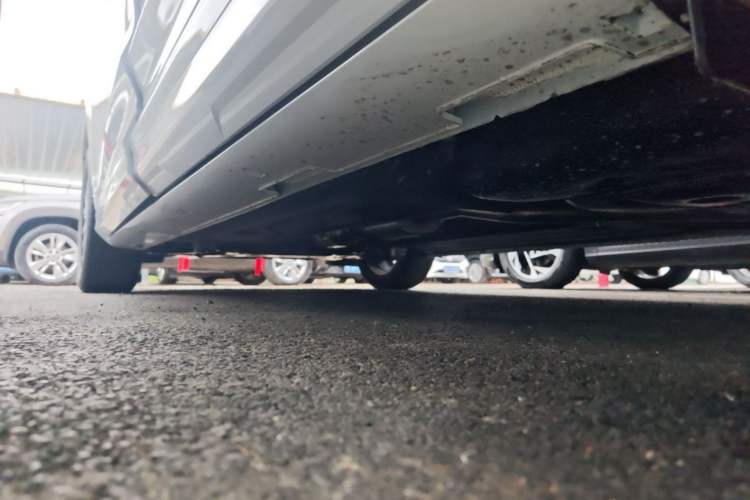 Used Hyundai Custo 2024 270TGDi LUX Prestige Edition Left Side Sill