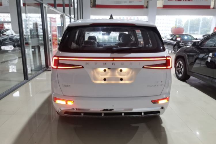 Used Hyundai Custo 2024 270TGDi LUX Prestige Edition Rear