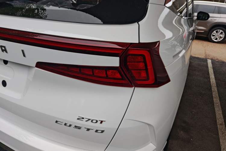 Used Hyundai Custo 2024 270TGDi LUX Prestige Edition Right Rear Taillight