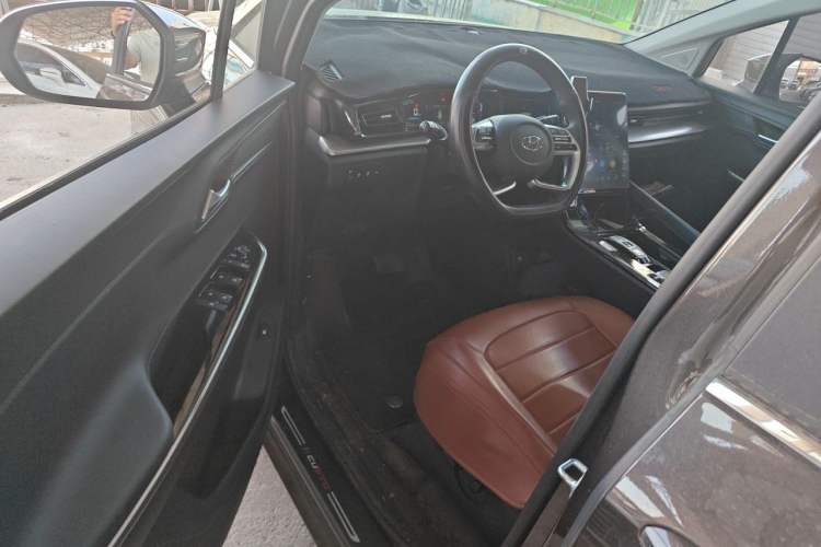 Used Hyundai Custo 2024 270TGDi LUX Prestige Edition Driver Seat