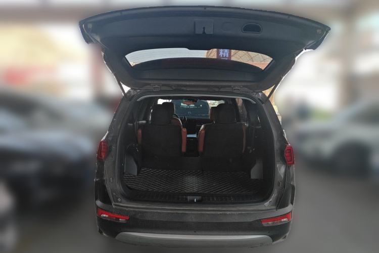 Used Hyundai Custo 2024 270TGDi LUX Prestige Edition Trunk