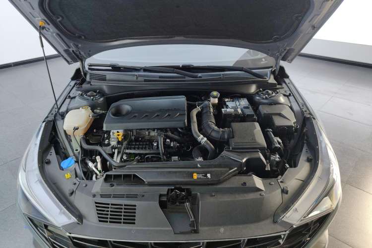 Used Hyundai Elantra 2022 240TGDi DCT LUX Prestige Edition Engine Bay