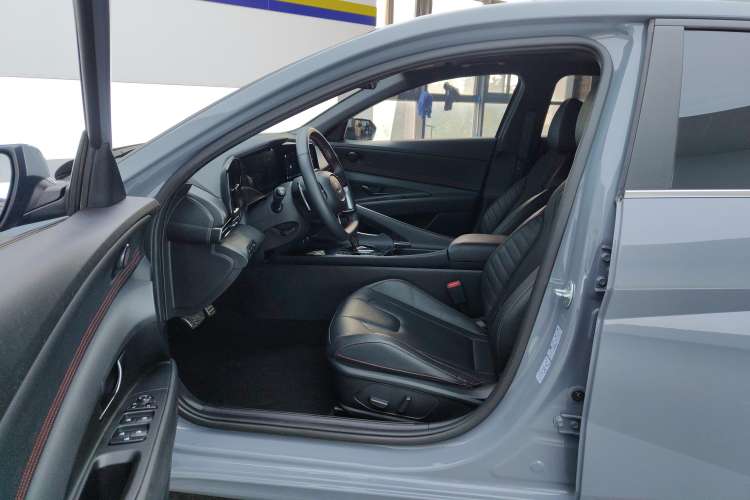 Used Hyundai Elantra 2022 240TGDi DCT LUX Prestige Edition Left Front Seat