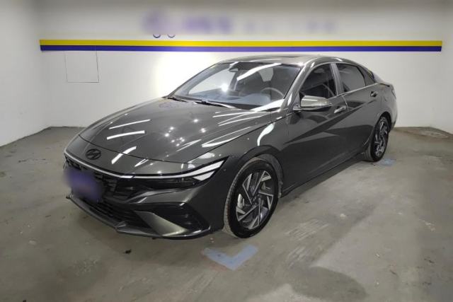 Used Hyundai Elantra 2023 1.5L CVT LUX Prestige Edition