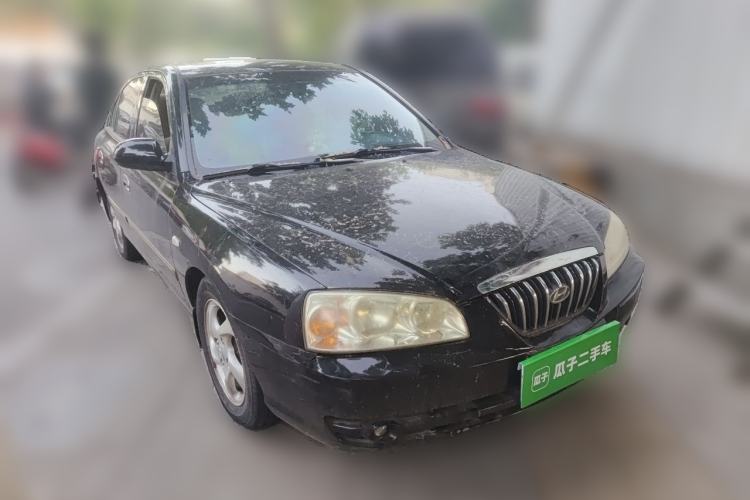 Used Hyundai Elantra 2005 1.6L Manual Luxury Model Front Right 45 Deg