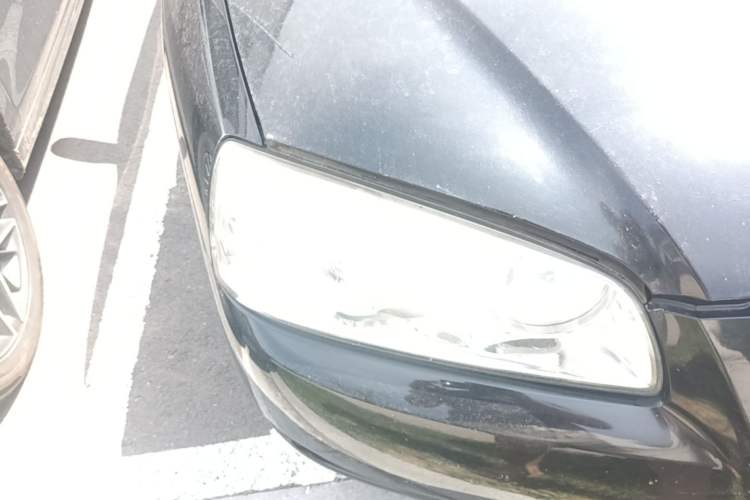 Used Hyundai Elantra 2005 1.6L Manual Standard Edition Right Front Headlight