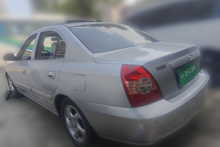Used Hyundai Elantra 2005 1.6L Manual Luxury Model Rear Left 45 Deg