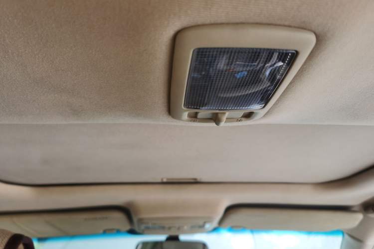 Used Hyundai Elantra 2005 1.6L Manual Luxury Model Headliner