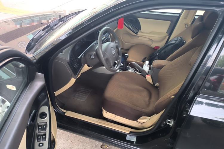Used Hyundai Elantra 2007 1.6L Manual Comfort Model Driver Seat
