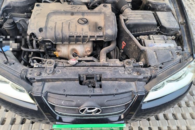 Used Hyundai Elantra 2007 1.6L Automatic Comfort Edition Engine Bay