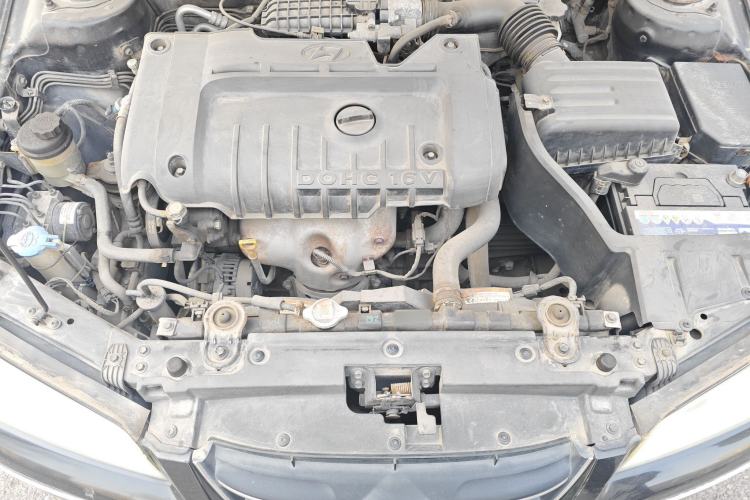 Used Hyundai Elantra 2007 1.6L Manual Comfort Model Engine Bay