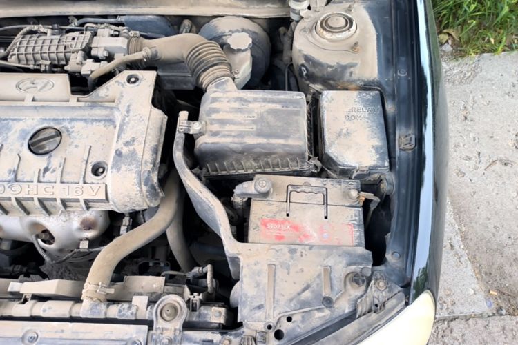 Used Hyundai Elantra 2007 1.6L Manual Comfort Model Engine Bay Left