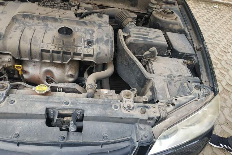 Used Hyundai Elantra 2007 1.6L Manual Comfort Model Engine Bay Left