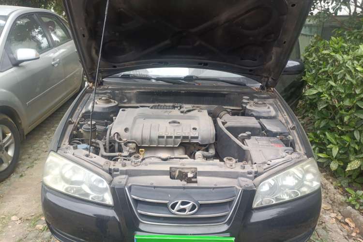 Used Hyundai Elantra 2007 1.6L Manual Comfort Model Engine Bay