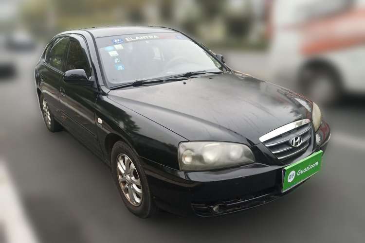 Used Hyundai Elantra 2007 1.6L Hatchback Manual Luxury Model Front Right 45 Deg