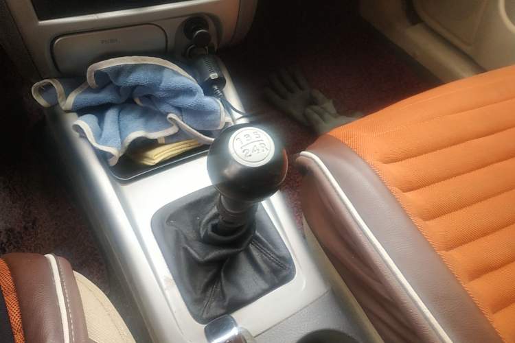Used Hyundai Elantra 2007 1.6L Manual Comfort Model Gear Lever