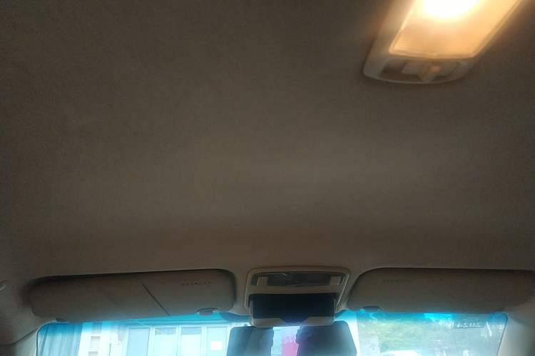 Used Hyundai Elantra 2007 1.6L Manual Comfort Model Headliner