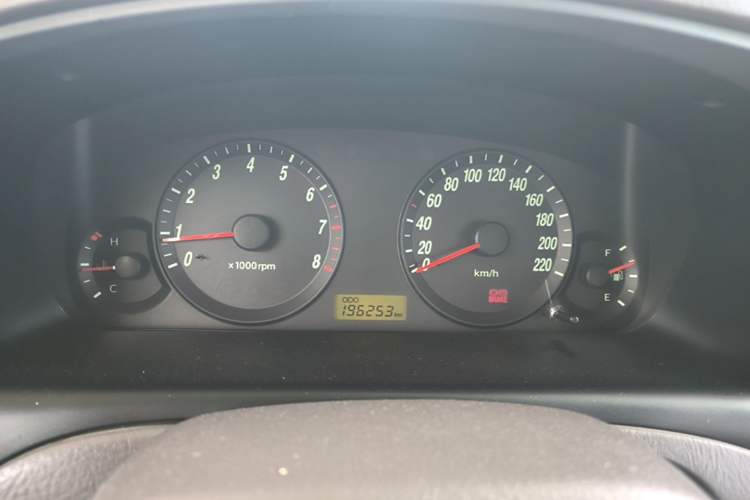 Used Hyundai Elantra 2007 1.6L Manual Comfort Model Instrument Cluster