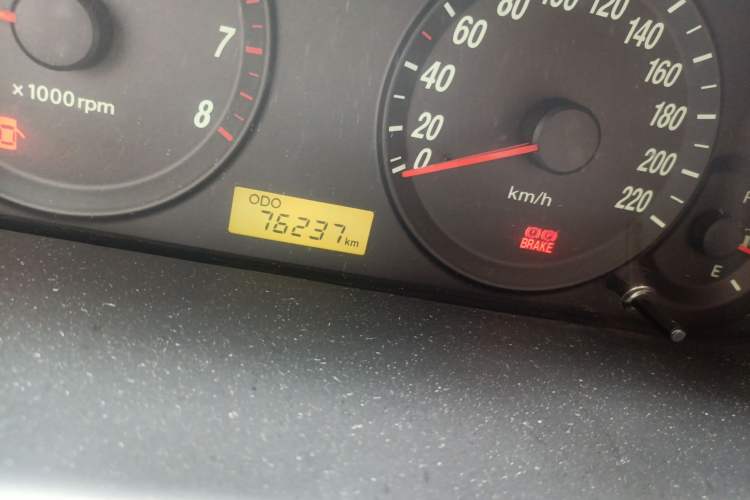 Used Hyundai Elantra 2007 1.6L Manual Comfort Model Odometer Close Up