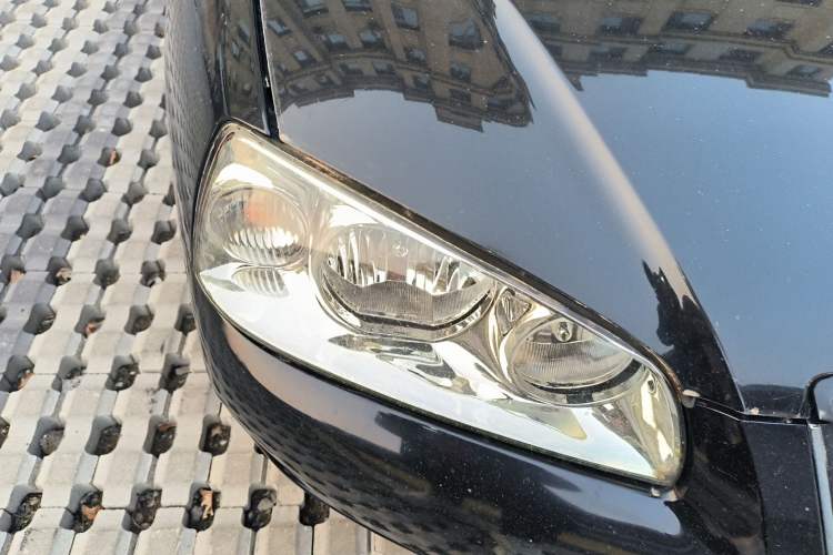Used Hyundai Elantra 2007 1.6L Automatic Comfort Edition Right Front Headlight