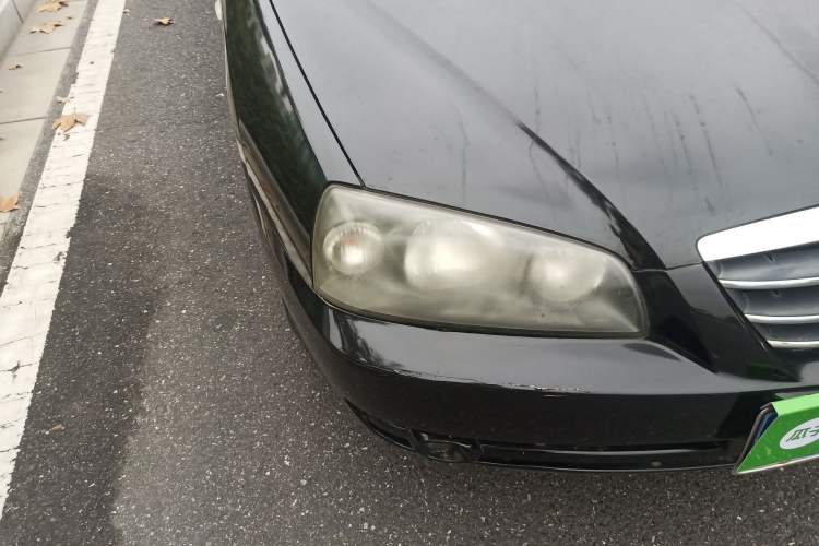 Used Hyundai Elantra 2007 1.6L Hatchback Manual Luxury Model Right Front Headlight